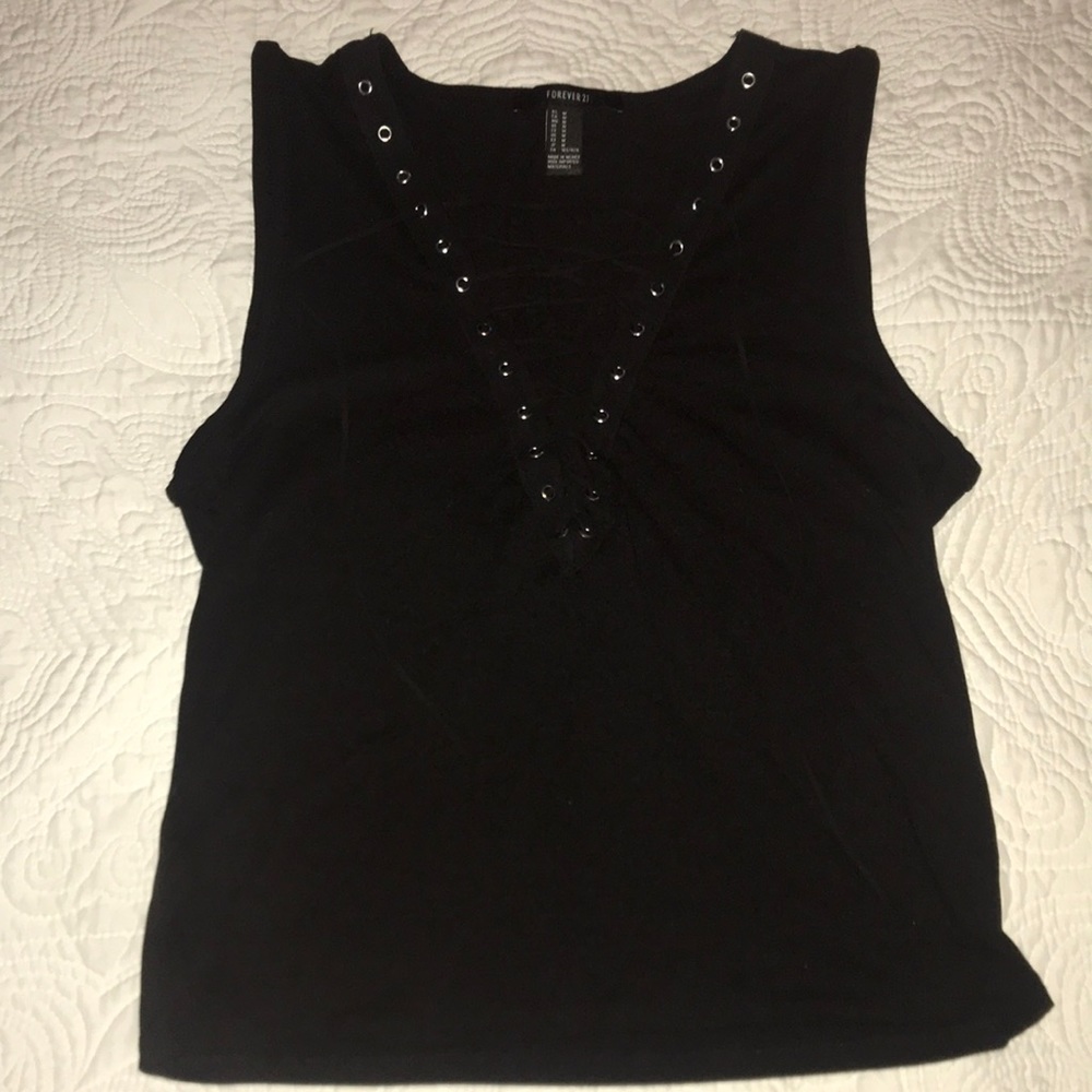 Black Forever 21 lace up crop top.